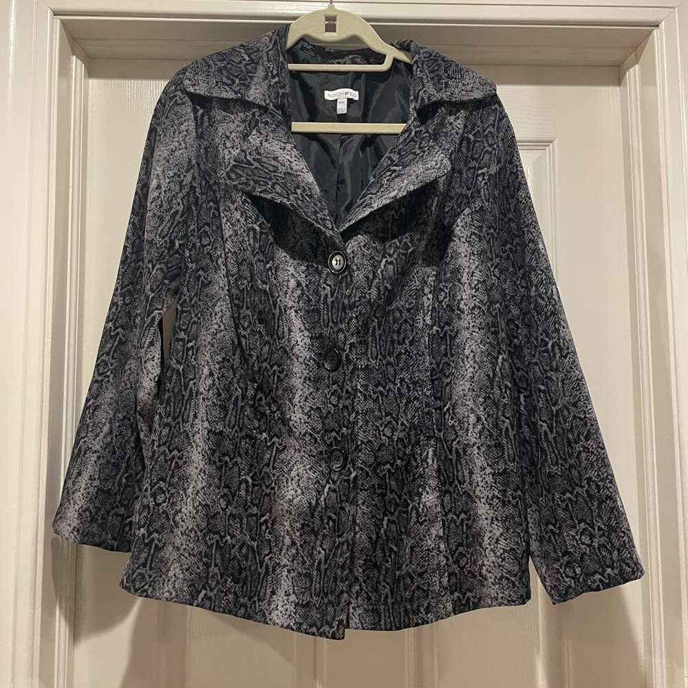 Fashion Bug Blazer 16W